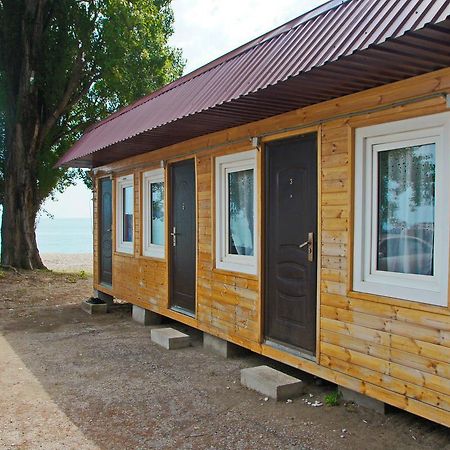 Guest House Tri Topolya Lidzava ภายนอก รูปภาพ
