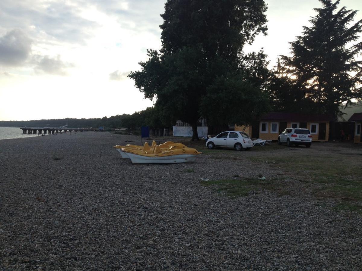 Guest House Tri Topolya Lidzava ภายนอก รูปภาพ